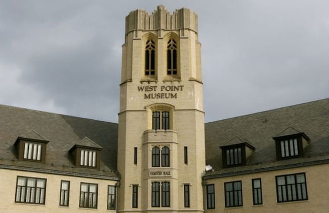 Jacuzzi - West Point - Family Friendly - Photo 49