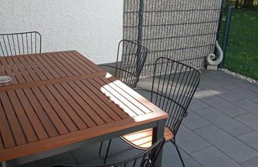 Maurers Schlierseetraum 1 hochwertige Erdgeschosswohnung mit allen Raffinessen erfreut sich auch Urlauber idealerweise für Paar mit Kindern geeignet und Vierbeiner Dank des tollen Zauns auf der Terrasse stylisch und edel von der Ausstattung mit 64 qm - Foto 14