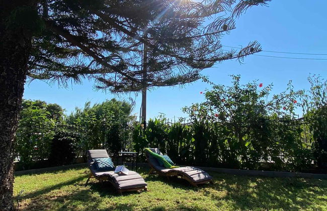 Kalamata Garden Haven - Escape Amidst Greenery - Foto 19