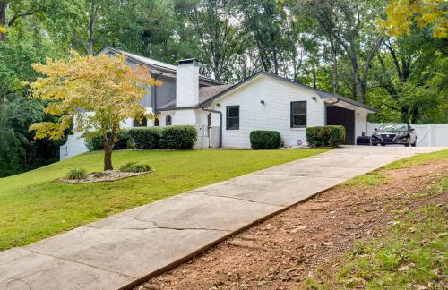 Mableton Home with Private Pool about 15 Mi to ATL! - Foto 41