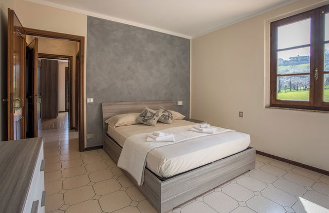 Spacious Villa Over two Floors, Amazing View and Private Garden for 9 Guests - Photo 4