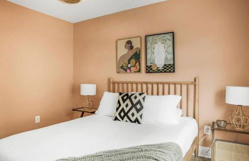 Walk to the Beach & Town | Stylish Beach Home - Foto 16