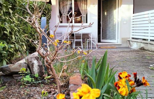 BHH Appartamento Signorini Bologna -wwwbolognaholidayhomecom- Parcheggio Riservato e Giardino - Holiday House Bologna Garden Parking - Foto 47