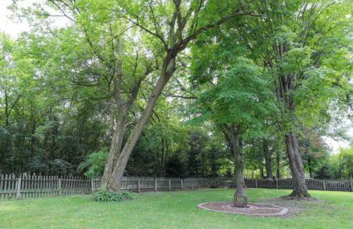 Restored historic home near ND and Amish Country - Foto 34