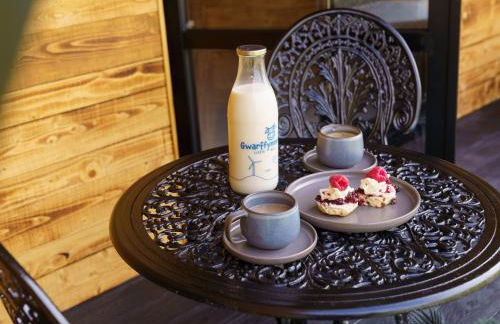 The Piglet Pod - Photo 8