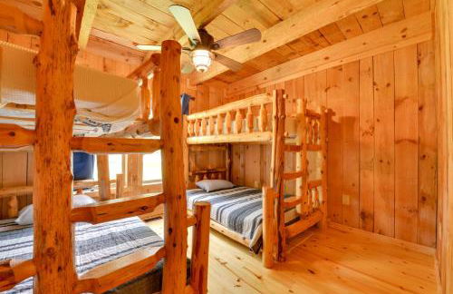 Peaceful Wine Country Cottage with Fire Pit in Olin! - Foto 21