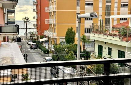 casa Emilia 50 meters from the sea - Foto 1