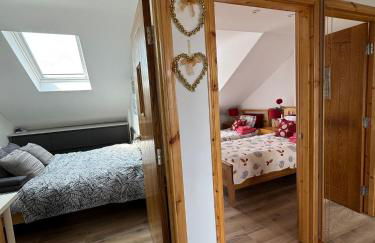 Charming 3-Bedroom House - Foto 22