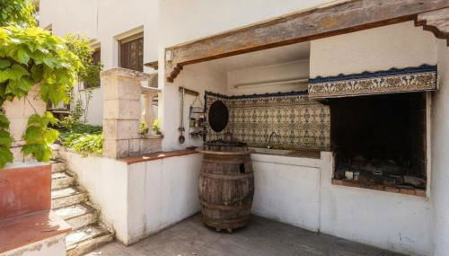 Escapada con Piscina Climatizada y Área Infantil - Foto 2