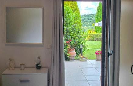 Angelo’s Elegant Summer House - Photo 21