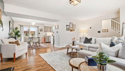 Spacious Northfield 4BR Escape near Cuyahoga Valley - Foto 4