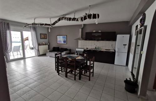 Elli's House - Photo 48