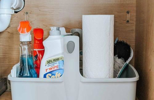 Entire Private Home with 4 Bedrooms 3 Bathrooms, King Bed, Big Yard, Prime Area, Ranch Style, Available Now - Photo 56