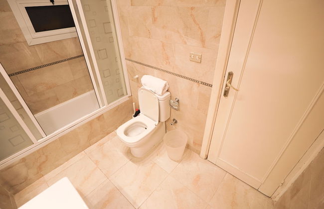 Ivory Petal Bliss 2BR Apt - Foto 44