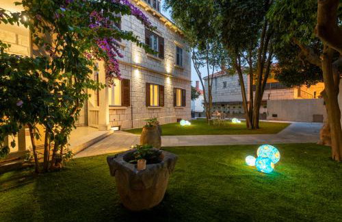 Adam and Cupid - Foto 22