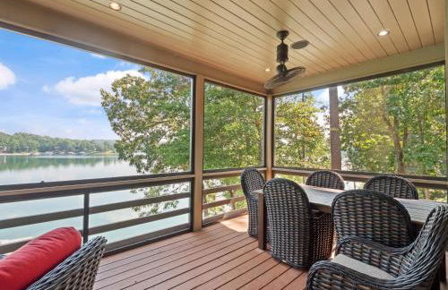 Central Perk - Pet Friendly, Luxury Cabin Feel, Kayaksand Coffee! - Foto 26