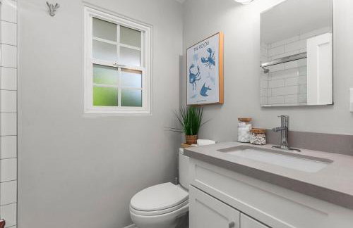 Bayfront 1-BR with Stunning View Steps to the Sand - Foto 17