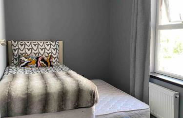 Modern and spacious house with Hot Tub - Foto 26