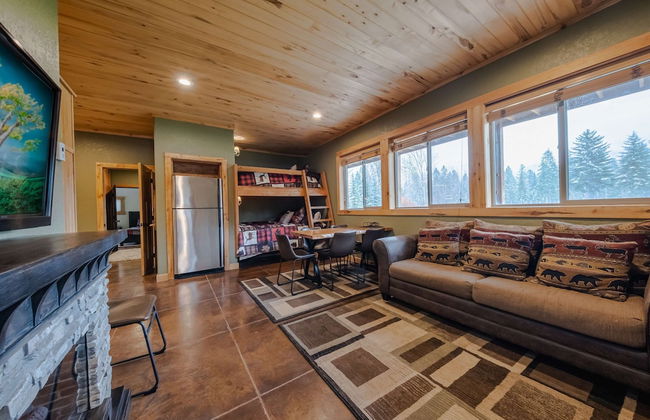 Flathead River Retreat For 15! - Foto 19