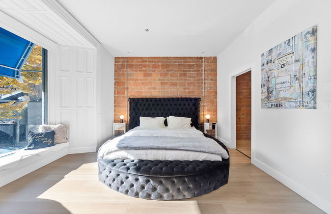 Elegant Suites De La Montagne- Dtwn Mtl - Photo 6