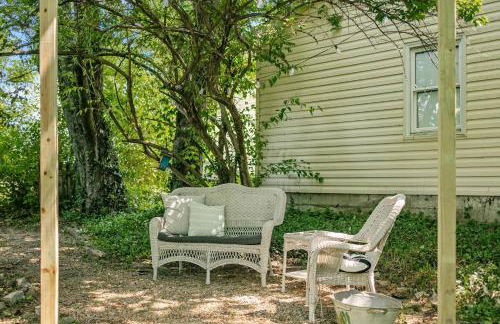 Charming Cottage | Near I-75 & Horse Park + Farms - Photo 21