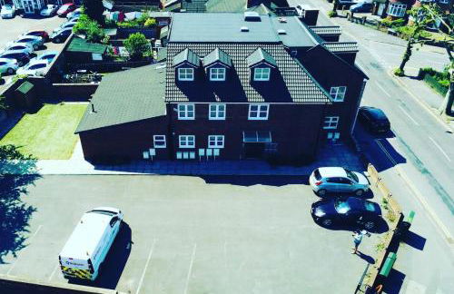 2 bedroom Large Town Centre Apartment FREE Parking - Foto 35