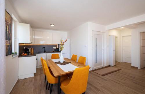 Apartmani Lelu - Photo 78