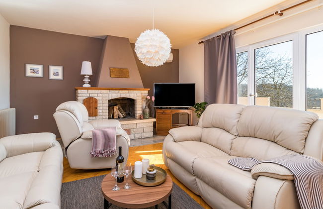 Holiday Home with pool and garden - Foto 8