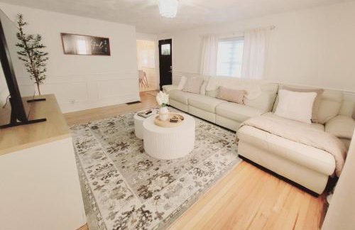 Cozy house, close to downtown Danvers - Foto 5