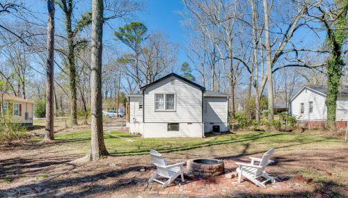 Bring Your Pets! Family Haven with Yard in Mableton - Foto 3