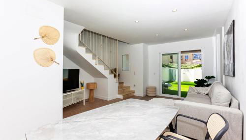 Bonito adosado en las rotas (Denia) - Photo 1