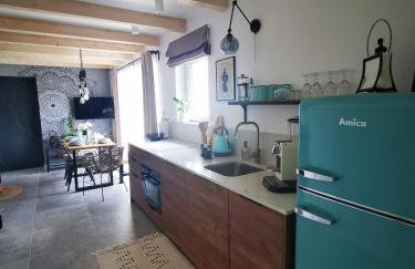 Przystań Dobrej Energii, domki całoroczne z gorącą balią z hydromasażem - Foto 17