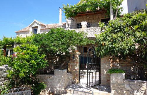 House Vedrana - Photo 18