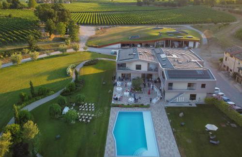 COBUE "Wine resort & Spa" - Foto 1