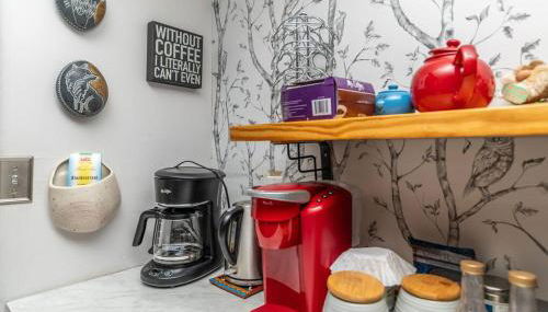 Breathtaking views. Hot tub. Huge Deck. Fast Wifi - Foto 3