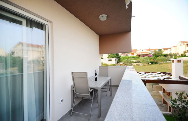 Apartments Hills - Photo 71