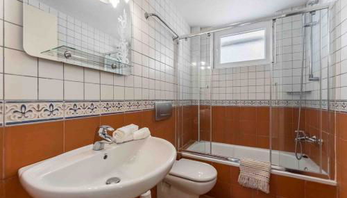 4 Bedroom Villa with Jacuzzi, heated Swimmingpool, front Ocean and view ! - Foto 3