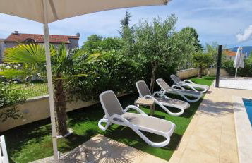 Villa Martina s bazenom,5 soba - Photo 17