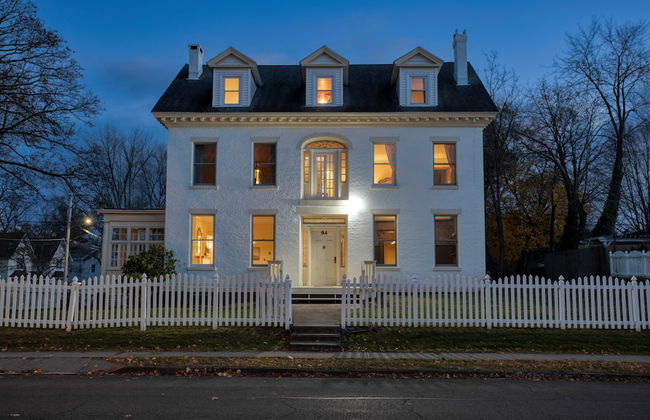 Elliot by Avantstay Historic Character Home in Great Location! - Foto 28