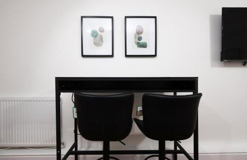 New Lodge Studios with Full Kitchen and Parking - Foto 77