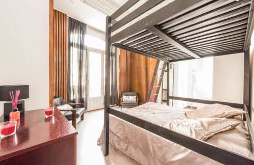 M&F Apartaments Gran Via - Photo 34