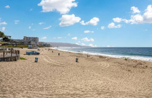 Oneluxstay 3BR Home Near the Beach - Foto 19