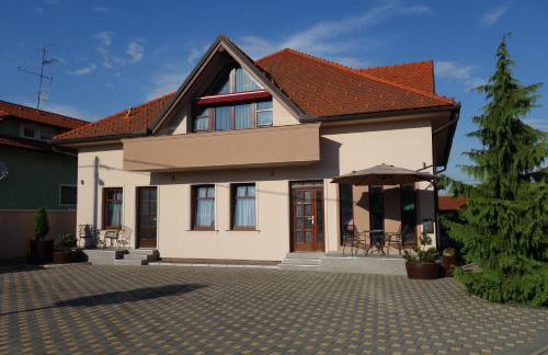 Studio apartmani Vinica - Foto 1