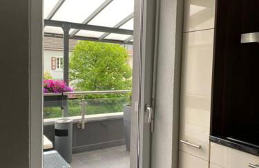 Preiswertes stilvolles Zimmer im privaten Haus mit großem schönem modernem Gemeinschaft Badenzimmer - Foto 52