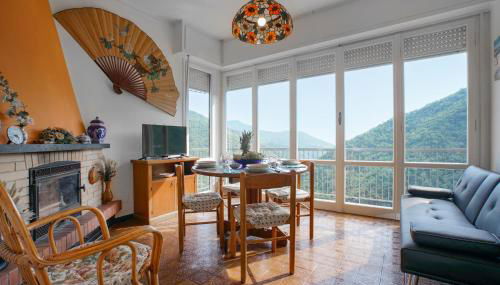 3 Bedroom Amazing Apartment In Avegno - Foto 4