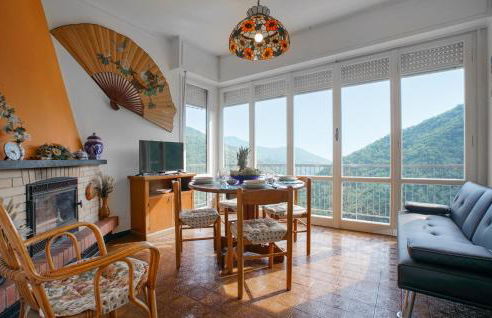 3 Bedroom Amazing Apartment In Avegno - Foto 4