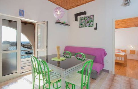 Robinson Elizabeta - Photo 36