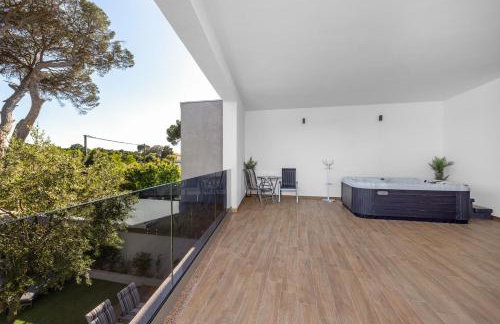 Villa Pinus - Private Pool, Jacuzzi, Game Room - Foto 32