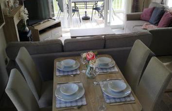 Lake Escape - Hoburne Cotswolds - Foto 25