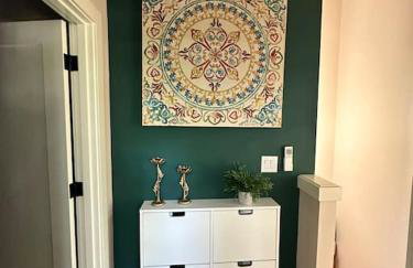 Modern New Build Home 5 min from downtown - Foto 13